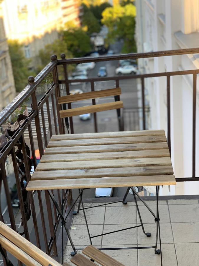 Real Apartments Zoltan Budapest Exterior photo