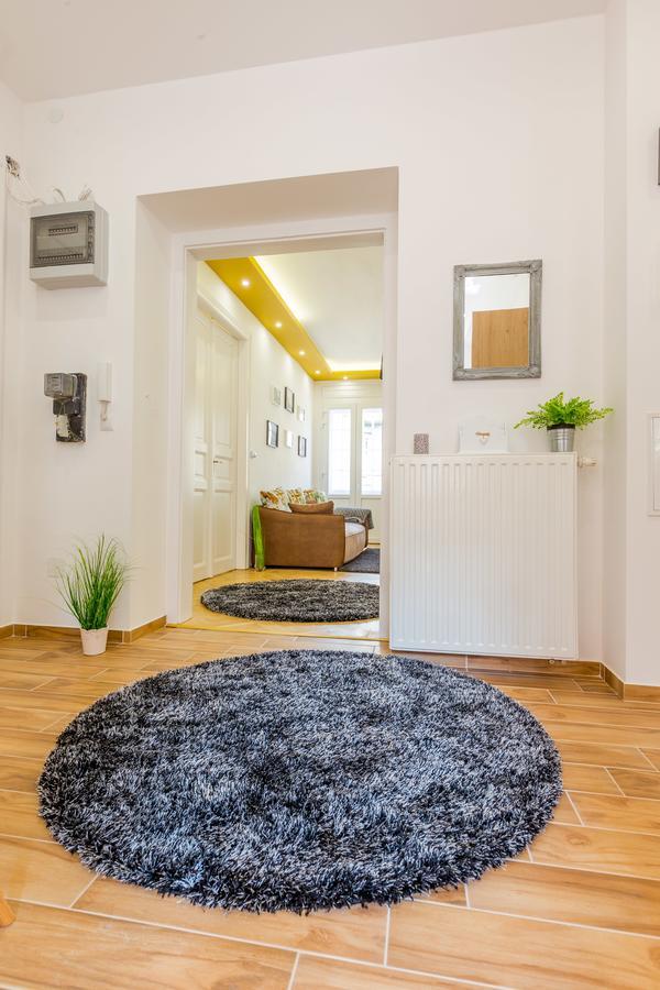 Real Apartments Zoltan Budapest Exterior photo