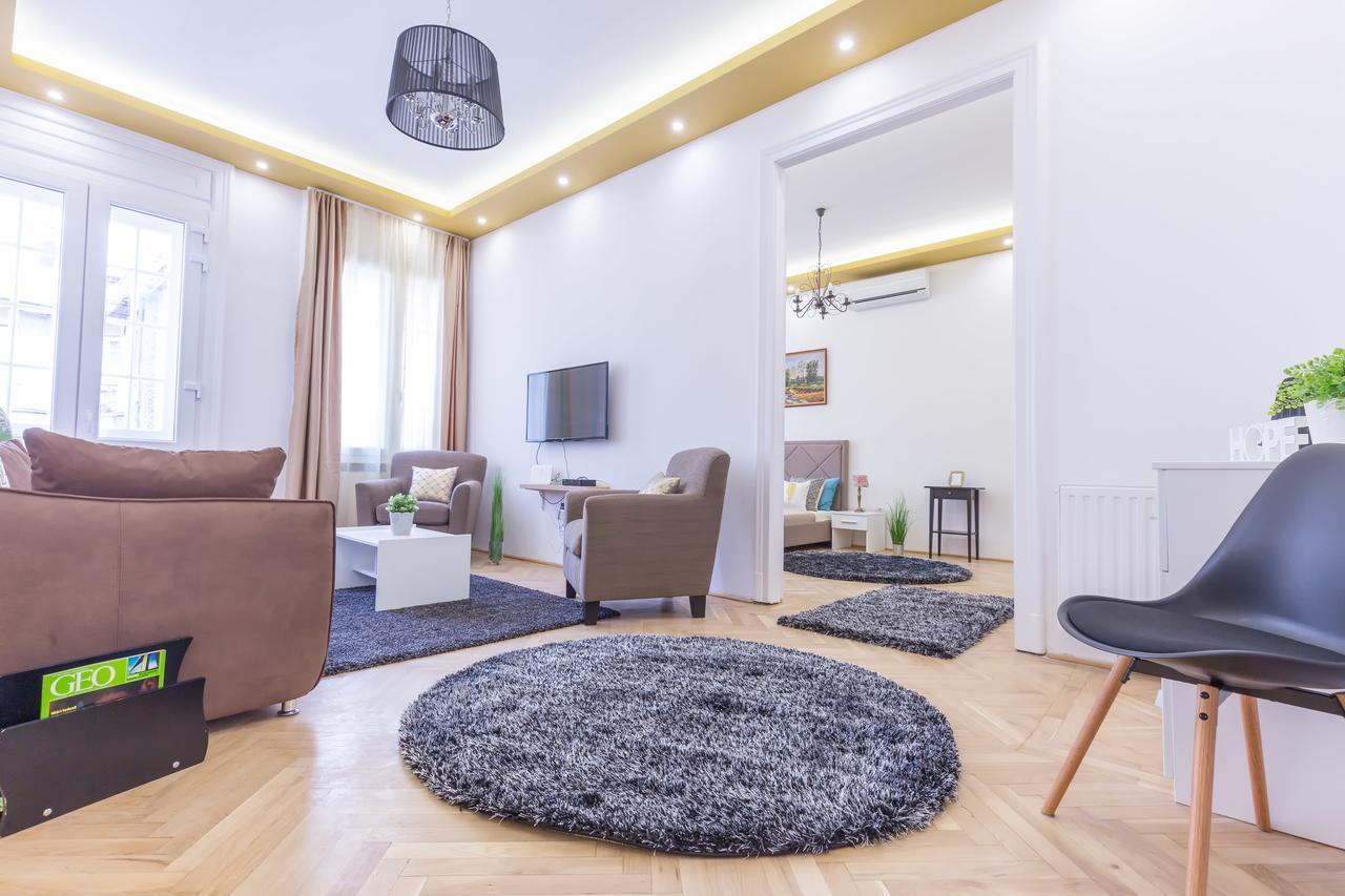 Real Apartments Zoltan Budapest Exterior photo