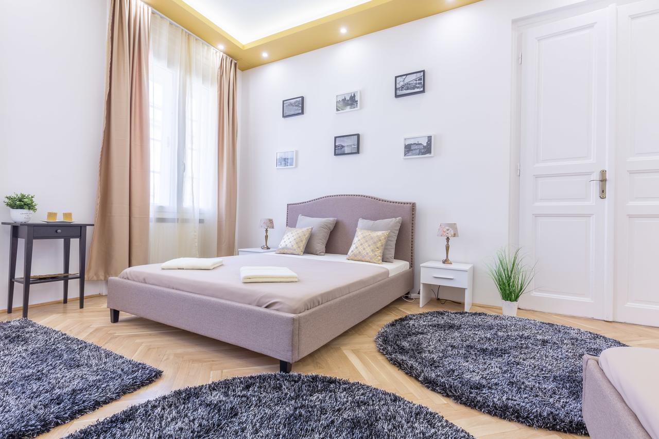 Real Apartments Zoltan Budapest Exterior photo