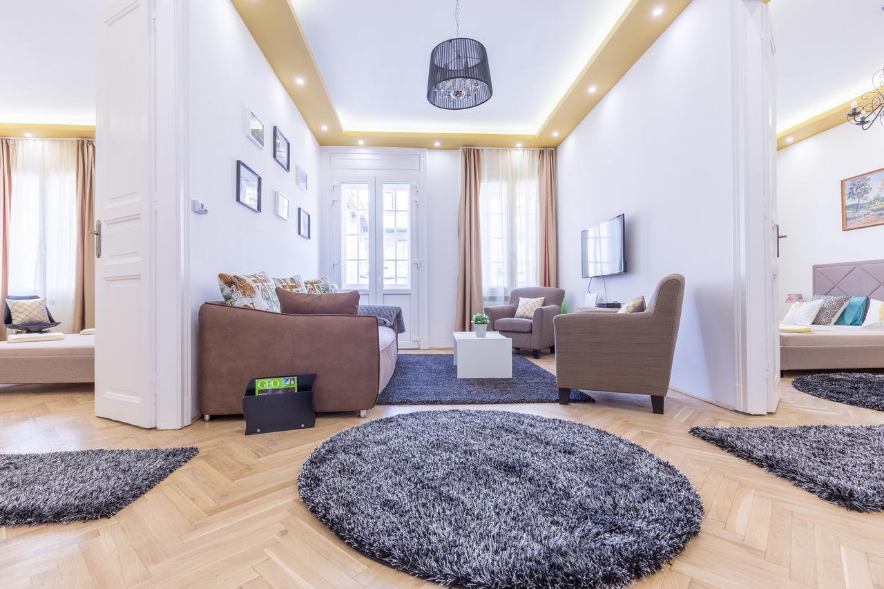 Real Apartments Zoltan Budapest Exterior photo